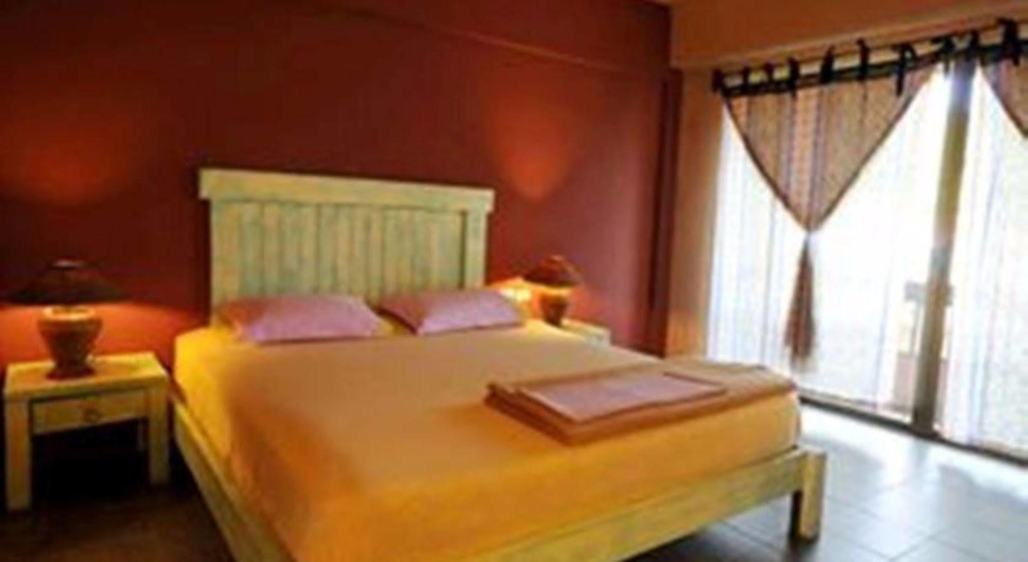 Casa Brazil Homestay Karon Екстериор снимка